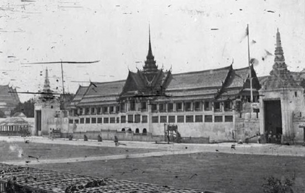 ทำความรู้จัก ‘พระที่นั่งสุทไธสวรรย์ปราสาท’