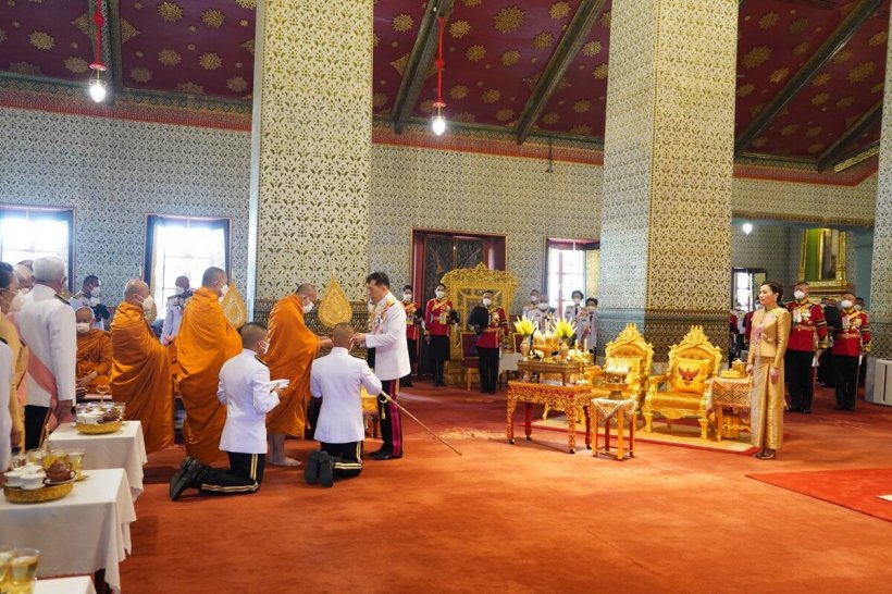 ในหลวง พระราชินี ทรงบำเพ็ญพระราชกุศล ในพระราชพิธีเฉลิมพระชนมพรรษา พุทธศักราช 2565