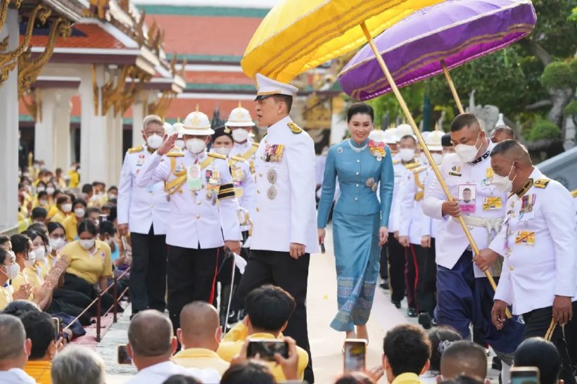 ชมภาพ ในหลวง-พระราชินี เสด็จฯ ไปในการพระราชพิธีพืชมงคล