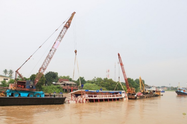 เจ้าของเรือล่มเจ้าพระยาจ่ายค่าช่วยเหลือศพละ10,000บาท 