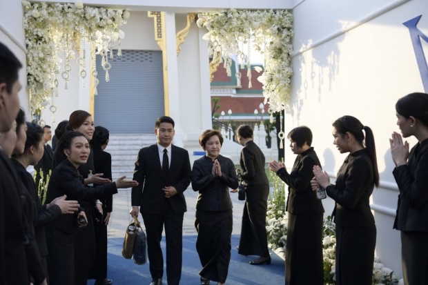  ประมวลภาพ คนดังแห่ร่วมสวดพระอภิธรรม “เจ้าสัววิชัย”