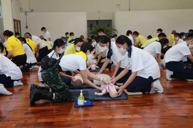 เผยภาพ เจ้าคุณพระสินีนาฏ ร่วมกิจกรรมจิตอาสา ฝึกช่วยชีวิตขั้นพื้นฐาน