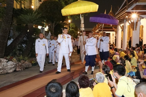 ในหลวง พระราชทานน้ำพระมหาสังข์เพชรน้อย เจ้าคุณพระสินีนาฏ