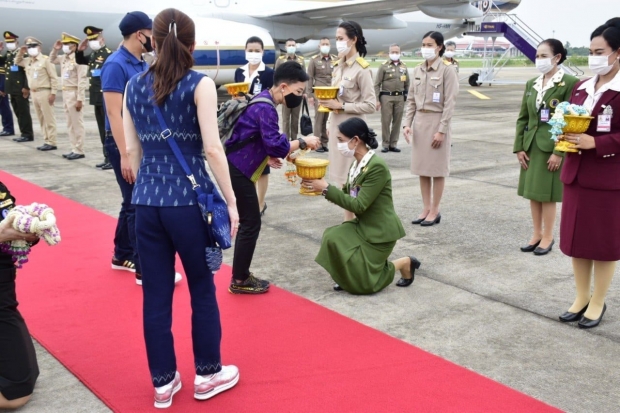 เปิดภาพ พระราชินี เจ้าฟ้าพัชรกิติยาภาฯ เจ้าฟ้าทีปังกรรัศมีโชติ เสด็จฯ จ.สกลนคร