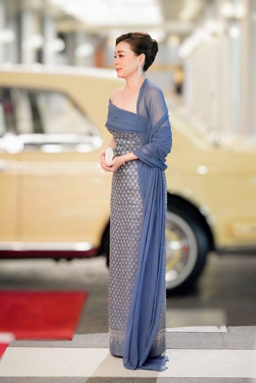 ประมวลภาพพระราชินี เสด็จฯทอดพระเนตรการแสดงคอนเสิร์ต