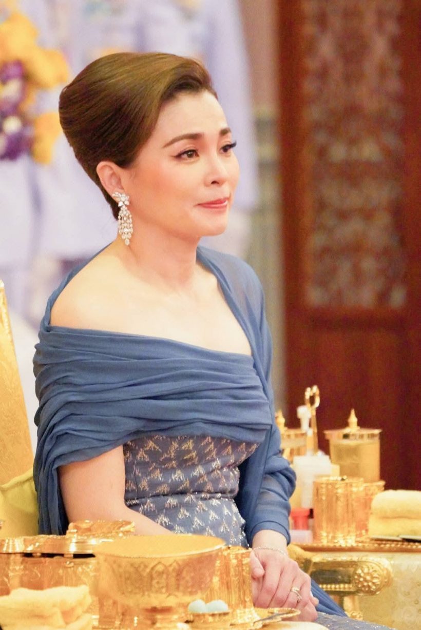 ประมวลภาพพระราชินี เสด็จฯทอดพระเนตรการแสดงคอนเสิร์ต