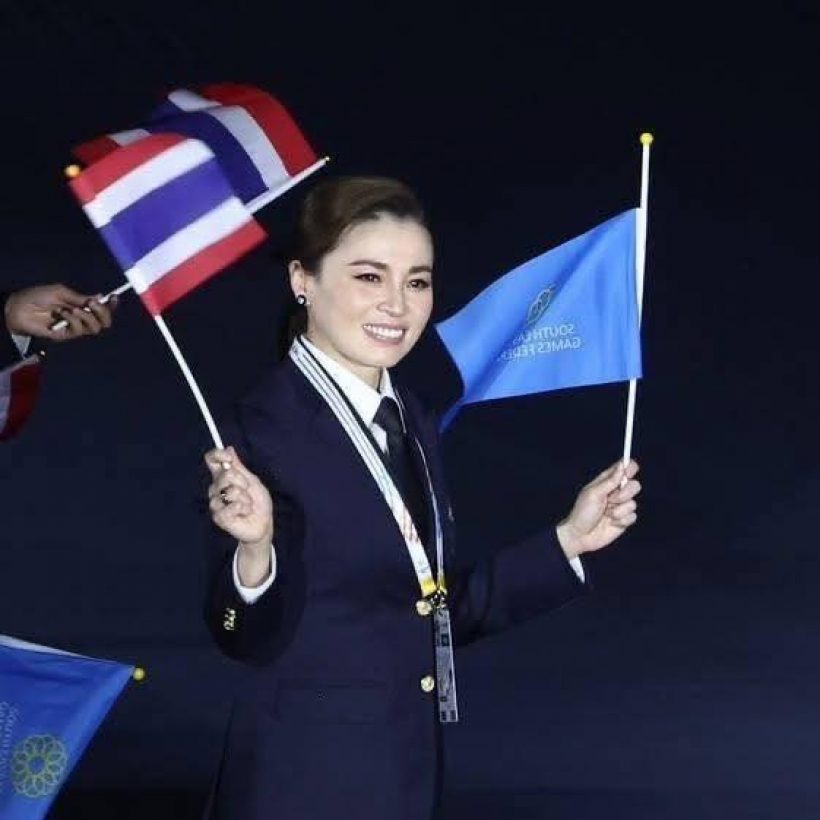 เซอร์ไพรส์ทั้งสนาม พระราชินี นำทัพนักกีฬาไทย ร่วมพิธีเปิดซีเกมส์ 2025