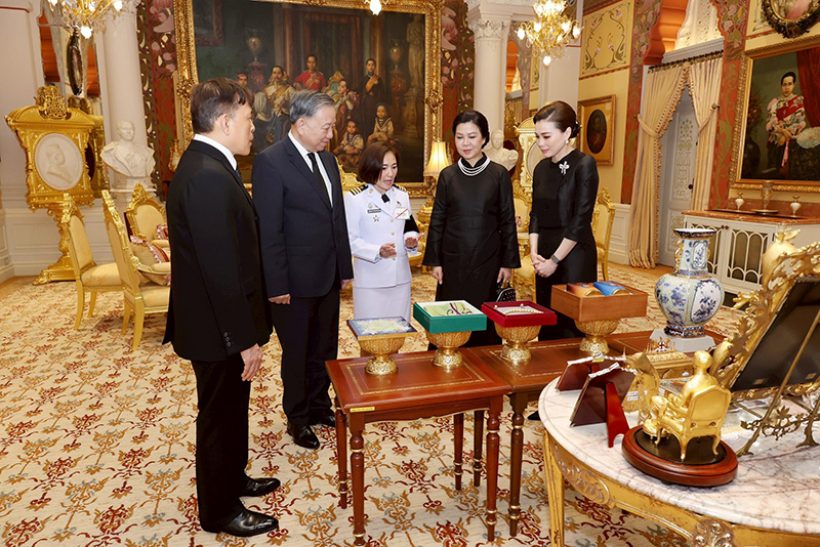 ในหลวงพระราชินี ทรงต้อนรับประธานาธิบดีเวียดนาม
