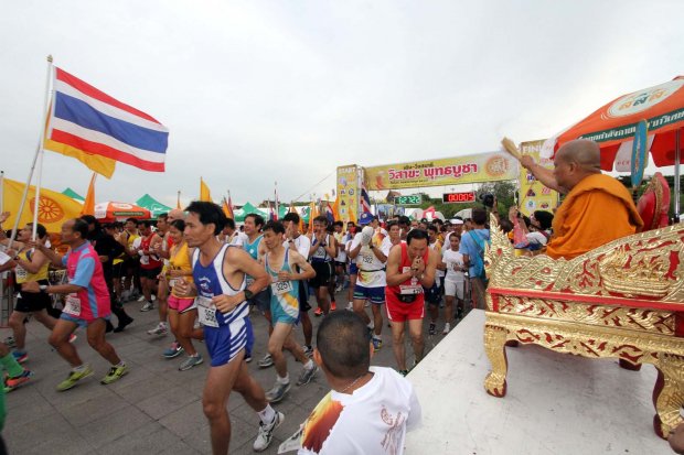 บรรยากาศวันวิสาขบูชาโลก ณ มณฑลพิธีท้องสนามหลวง