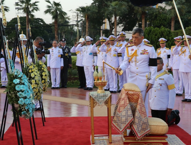 สมเด็จพระบรมฯ ทรงเป็นประธานงานวันราชวัลลภ+พิธีสวนสนาม(ชมภาพ)