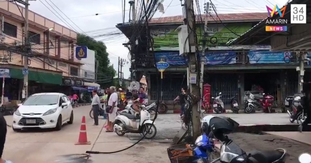 ระทึก! สายไฟระเบิดร่วงช็อตแม่ค้าขาไหม้ วิน จยย. เล่าวินาทีเอาชีวิตรอด