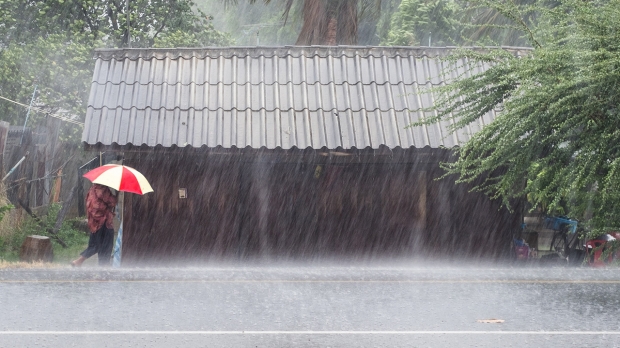 เช็คสภาพอากาศวันนี้..อุตุฯ เตือนฝนเทต่อเนื่อง 4-6 ต.ค.นี้