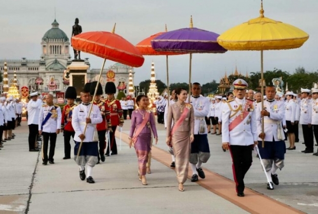 ในหลวง พระราชินี ทรงบำเพ็ญพระราชกุศล วันปิยมหาราช