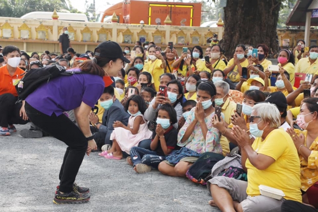 เจ้าฟ้าพัชรกิติยาภา พระราชทานถุงยังชีพ เสด็จเยี่ยมชาวนครศรีฯ ประสบอุทกภัย 