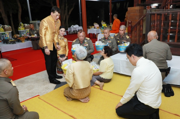 ประมวลภาพ ในหลวง-เจ้าคุณพระ ทรงสนทนาธรรม สมเด็จพระพุทธโฆษาจารย์