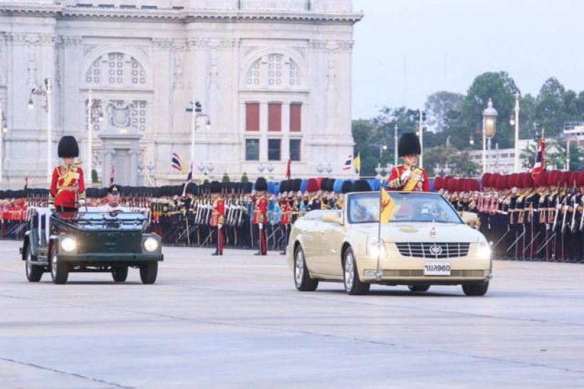 สมพระเกียรติ พิธีสวนสนามและถวายสัตย์ปฏิญาณครั้งแรกในรัชกาล