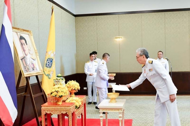 นายกฯ นำคณะรัฐมนตรีร่วมพิธีรับพระราชดำรัสพร้อมลายพระราชหัตถ์