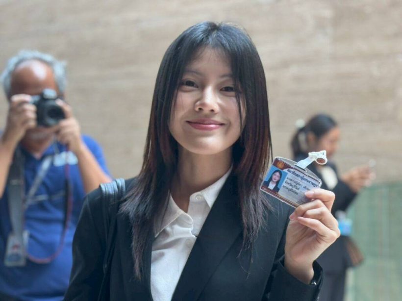 เปิดวาร์ป สส.พลอย สส.อายุน้อยที่สุด หลานตาเนวิน