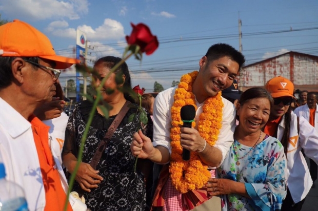  ธนาธร ลั่น! หยุดยั้งคสช.สืบทอดอำนาจ พร้อมเป็นนายกฯ