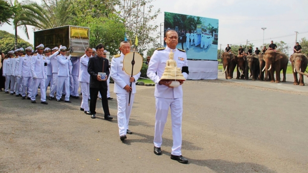 พิธีน้ำหลวงอาบศพชัย ชิดชอบ นักการเมือง-ปชช.แน่น