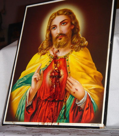 ภาพของพระเยซูที่ว่ากันว่ามีเลือดไหลออกมา