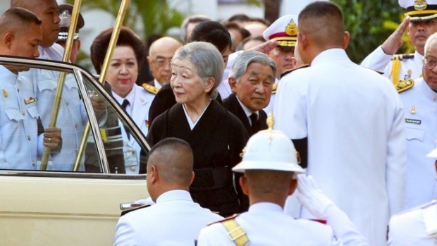 แพทย์ผ่าตัดสำเร็จ อดีตสมเด็จพระจักรพรรดินี มิชิโกะ ทรงเป็นมะเร็งเต้านม