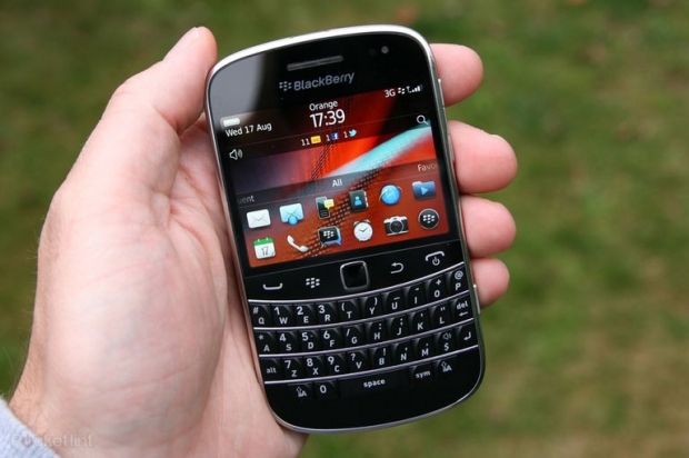 วัยรุ่นจีนสุดเบื่อโลกออนไลน์ ขอกลับมาใช้ BlackBerry เพิ่มสมาธิในการเรียน