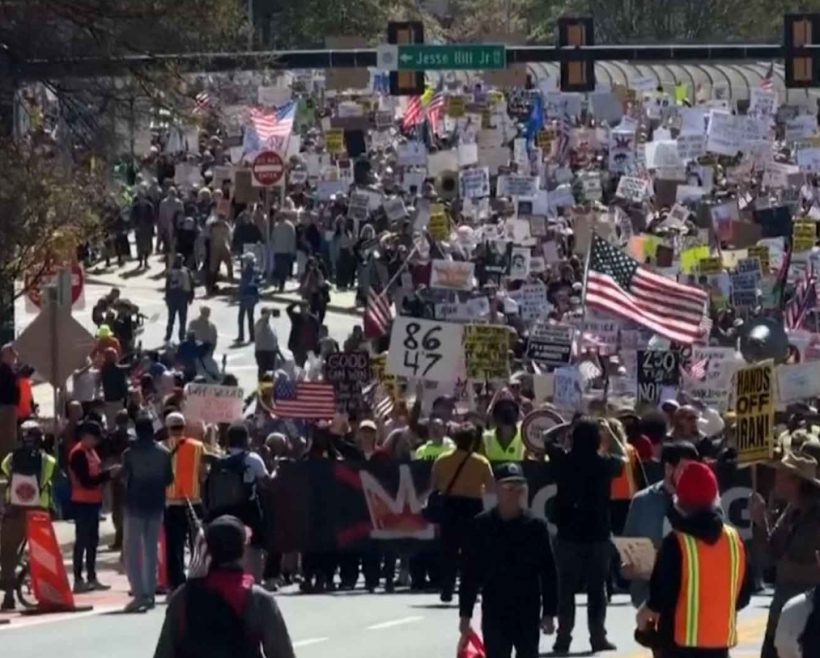 อเมริกาลุกเป็นไฟ! คนนับล้านลงถนนไล่ "ทรัมป์" เซ่นปมบุกอิหร่าน