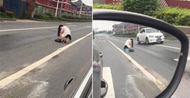 เมื่อหญิงสาวชาวจีนทนไม่ได้ เลยออกมากลางถนน