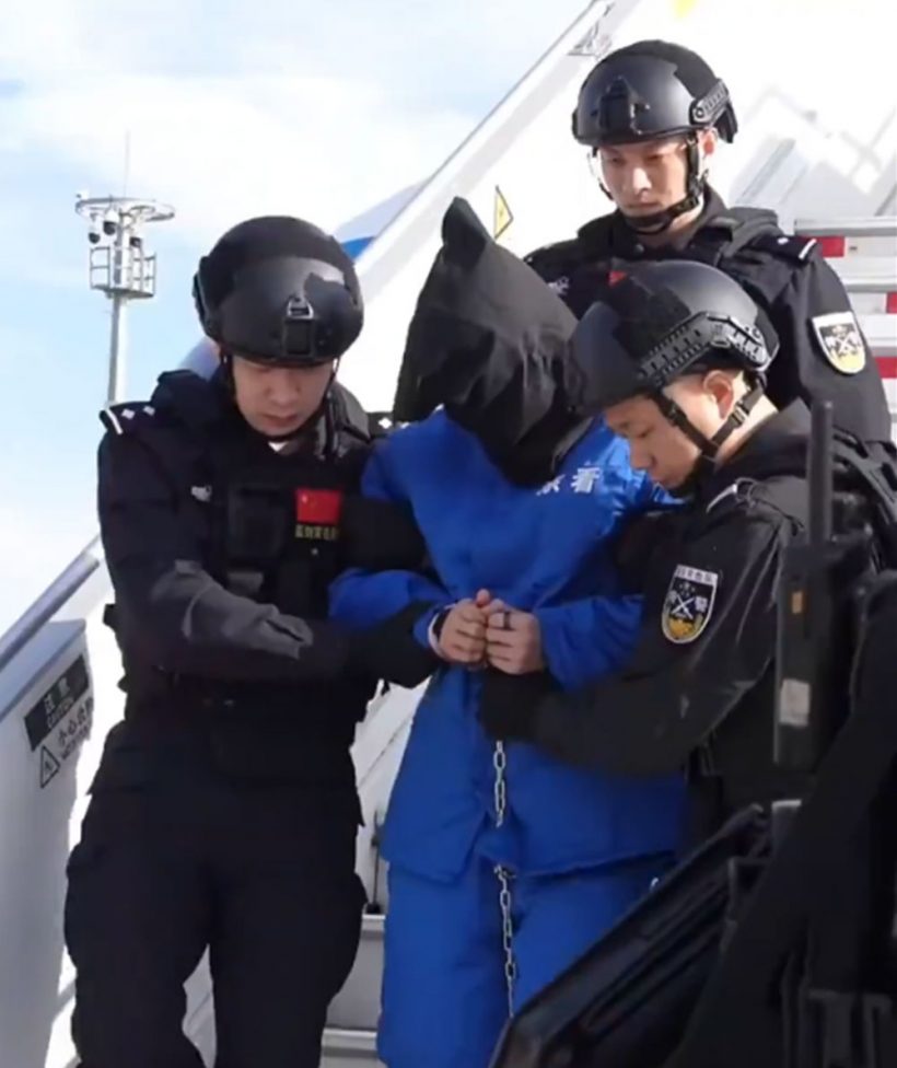 เปิดภาพแรก เฉิน จื้อ ถูกคุมตัวถึงจีน เขมรหัวหดรีบถอนสัญชาติ