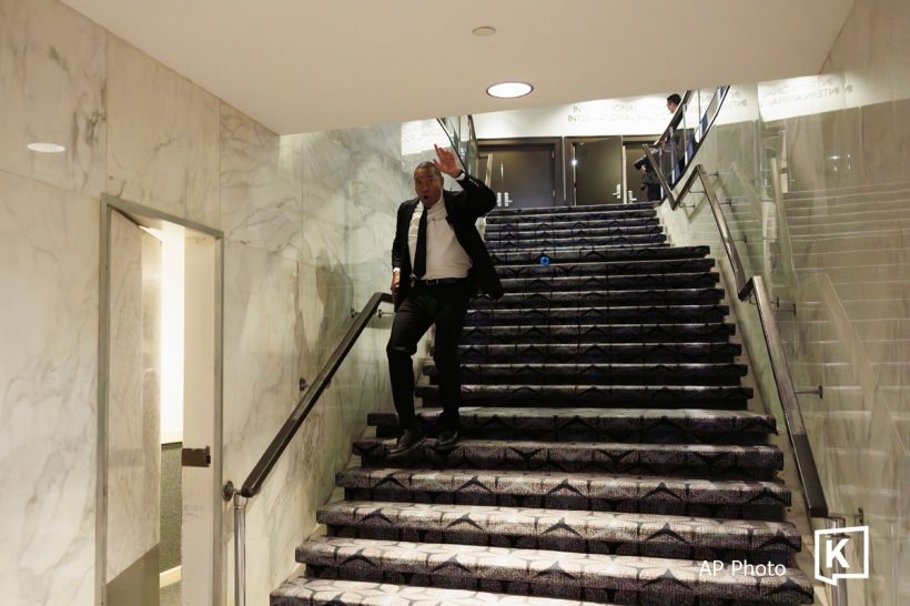 เปิดภาพนาทีระทึก พาทรัมป์ออกจากงานเลี้ยง หลังมีเสียงปืน