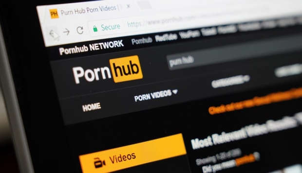 Pornhub เผยสถิติปีนี้ คนไทยดูหนังโป๊นานที่สุดในโลก เปิดคำค้นคนไทย 10 อันดับ!!