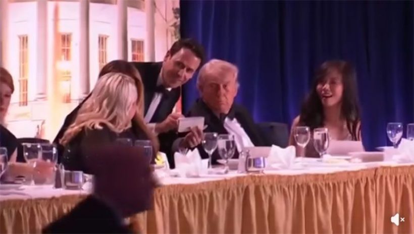 วาร์ปสาวเอเชียข้างกายทรัมป์ในนาทีระทึก! ที่แท้คือ..