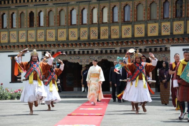 พระราชาธิบดีจิกมีฯ ทรงต้อนรับ “เจ้าหญิงมาโกะ” เสด็จเยือนภูฏาน