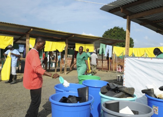 แพทย์คุมอีโบลาถูกสังหารในประเทศกินี8ราย
