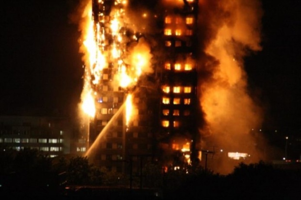 สุดระทึก!! เพลิงลุกท่วมตึก 27 ชั้นใจกลางกรุงลอนดอน ยังคุมเพลิงไม่ได้!!