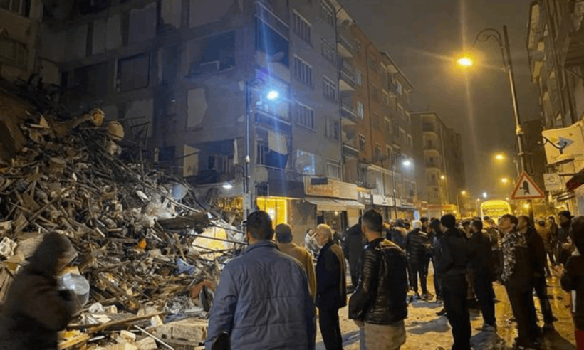 รวมภาพความเสียหาย แผ่นดินไหวเขย่าตุรกี ดับทะลุ1,000ราย