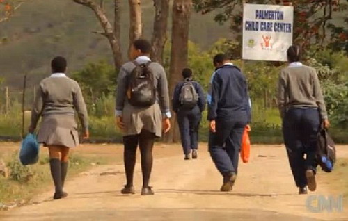 สลด แอฟริกาใต้ฮิตลักพาตัวหญิงบังคับแต่งงานกับชายติดเอดส์ เชื่อช่วยให้หายได้ 