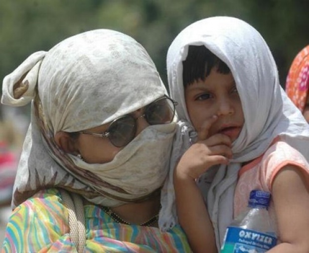 “คลื่นความร้อน” ทำพิษ คร่าชีวิตปชช.ในอินเดียไปแล้วอย่างน้อย 230 ราย