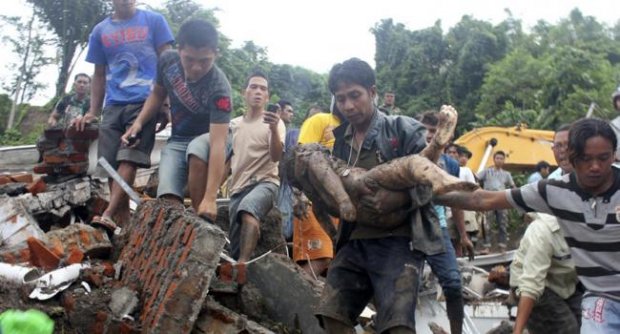 น้ำท่วม-ดินถล่มอินโดฯตายเพิ่มเป็น15ศพ