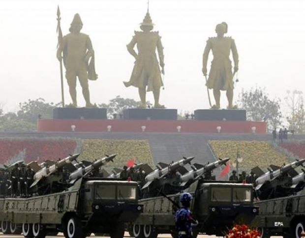 กองทัพพม่ายังคงมีบทบาททางการเมืองในช่วงเปลี่ยนผ่าน
